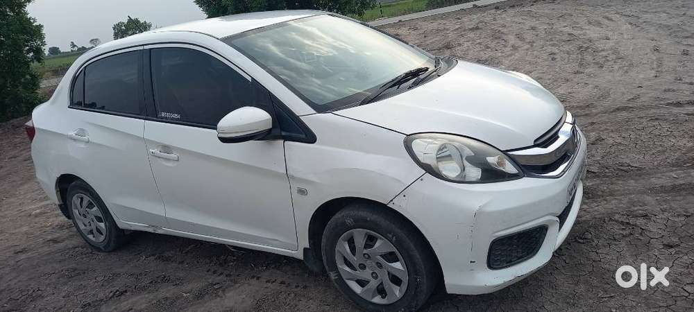 Honda Amaze 2016