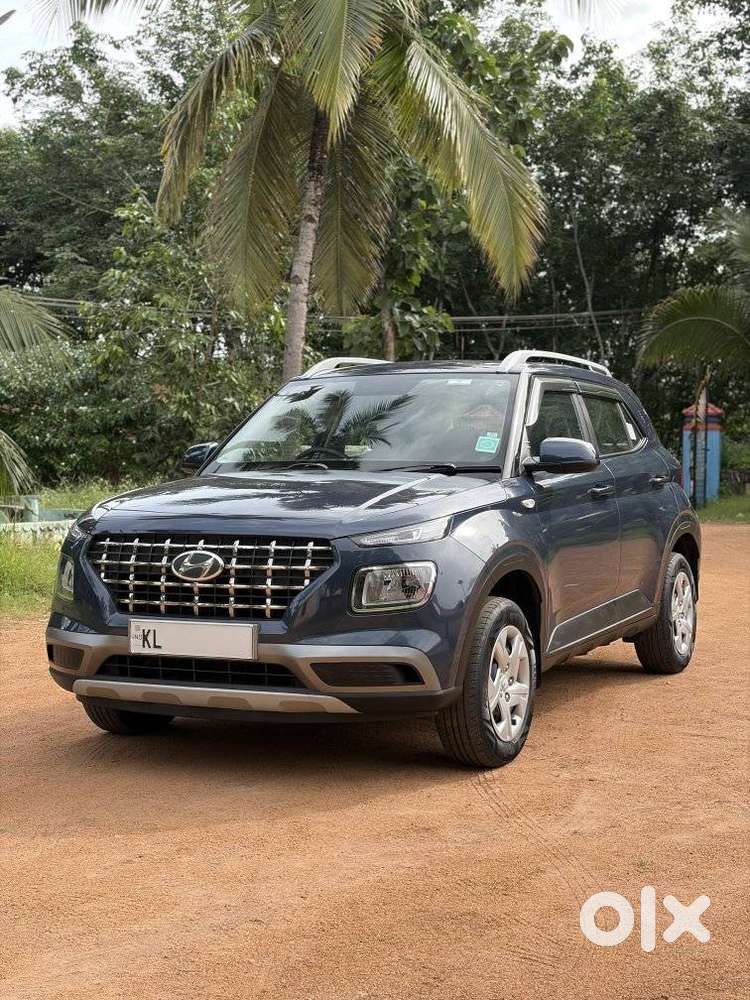 Hyundai Venue S Mt 1.2 Kappa, 2022, Petrol