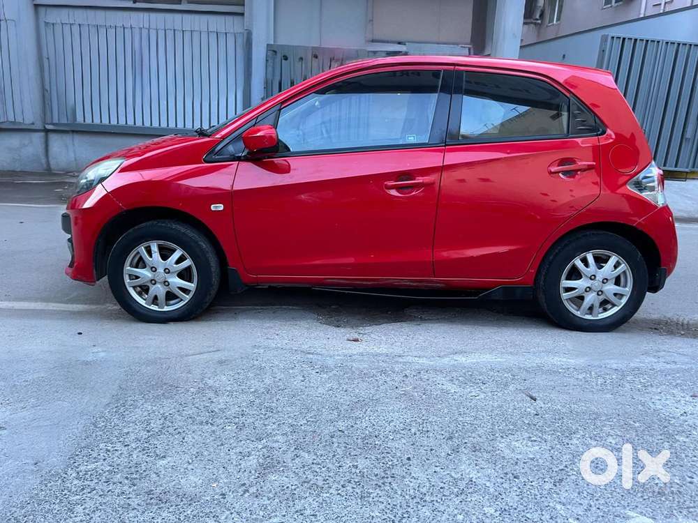 Honda Brio V Mt, 2013, Petrol