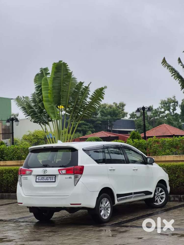 Toyota Innova Crysta G 8 Str, 2016, Diesel