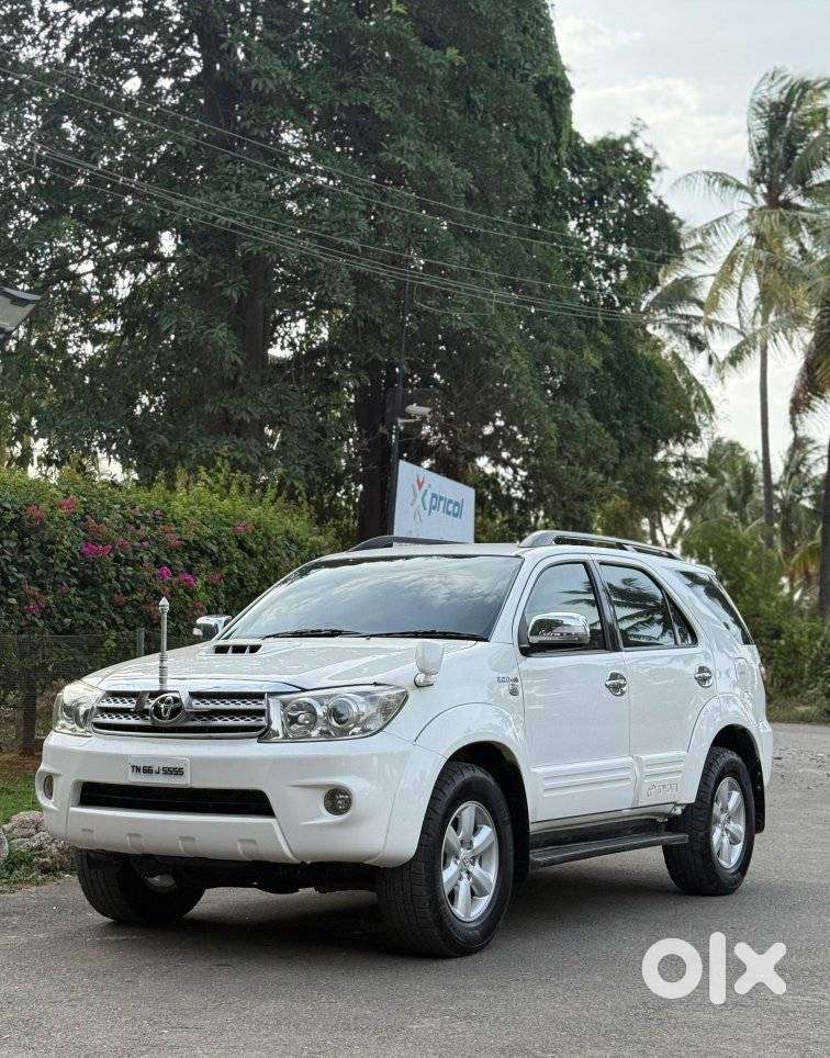Toyota Fortuner 4x4 Mt 2.8 Diesel, 2011, Diesel