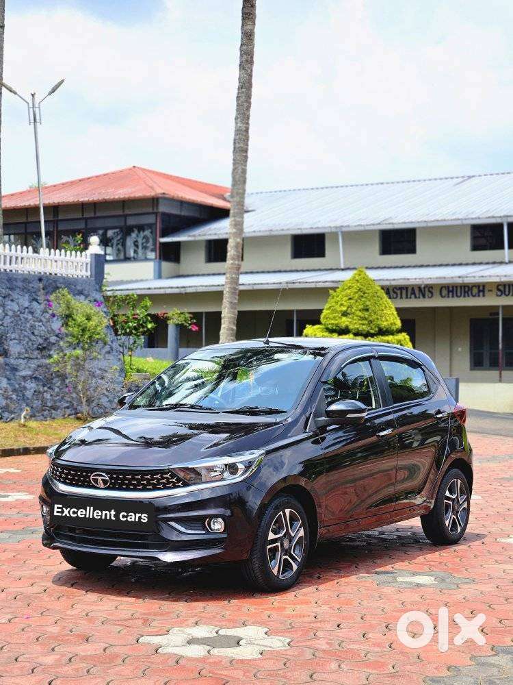 Tata Tiago 1.05 Revotorq Xz Plus Dualtone, 2023, Petrol