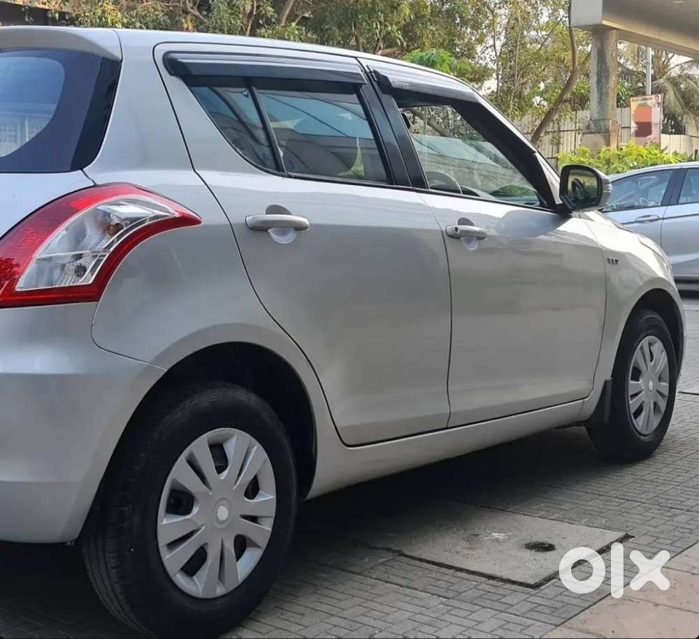 Maruti Suzuki Swift Vxi Abs Bsiv, 2016, Petrol