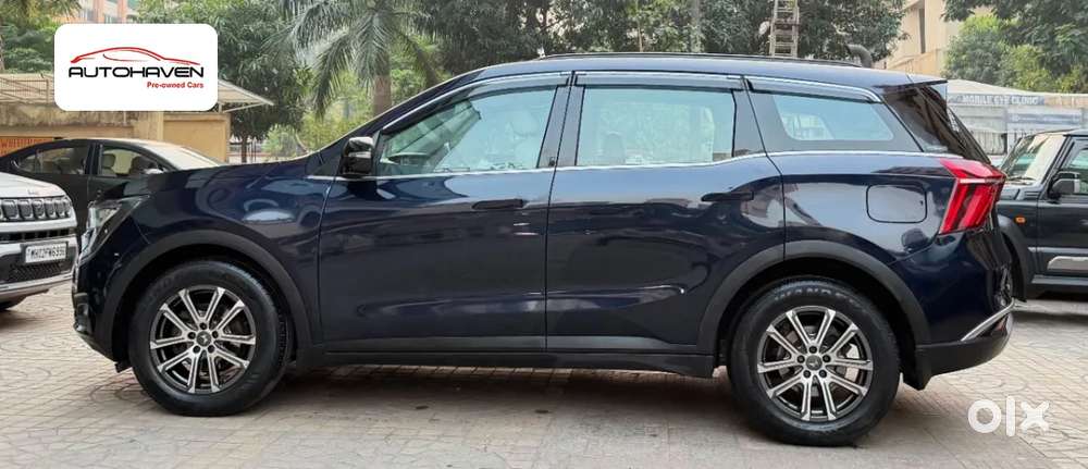 Mahindra Xuv700 2.0 Ax 7 Petrol At Str, 2022, Petrol