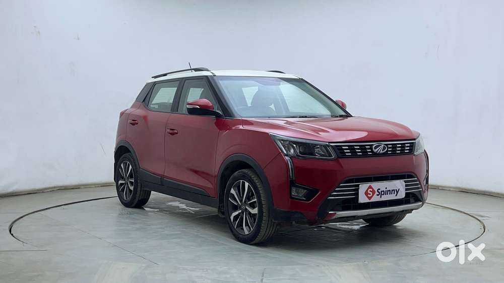 Mahindra Xuv300 W8 Option Dual Tone, 2021, Petrol