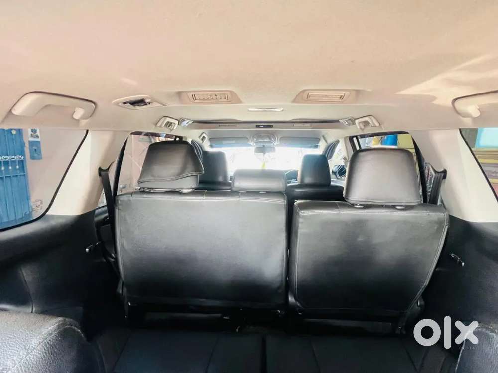 Innova Crysta 2.4 V 2021 Model