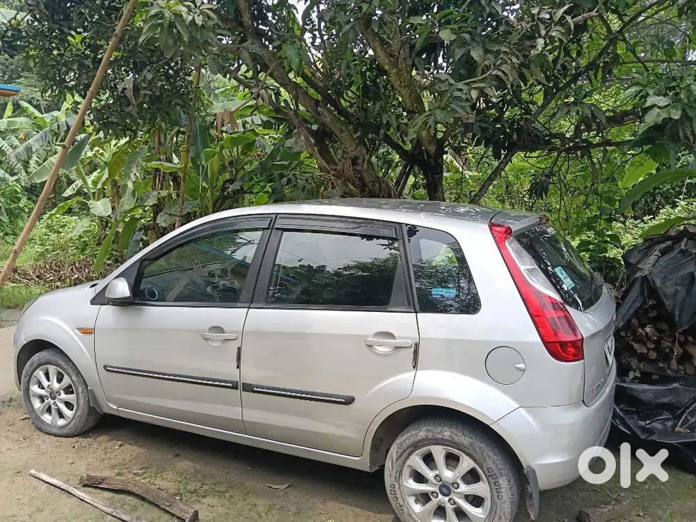Ford Figo 1.2 Plus 2012
