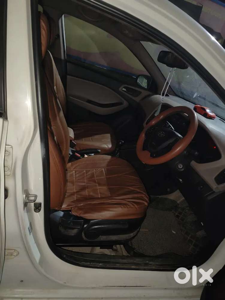 Hyundai I20 2017 Petrol 70000 Km Driven