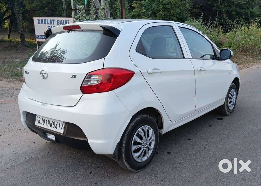 Tata Tiago Xe, 2018, Petrol
