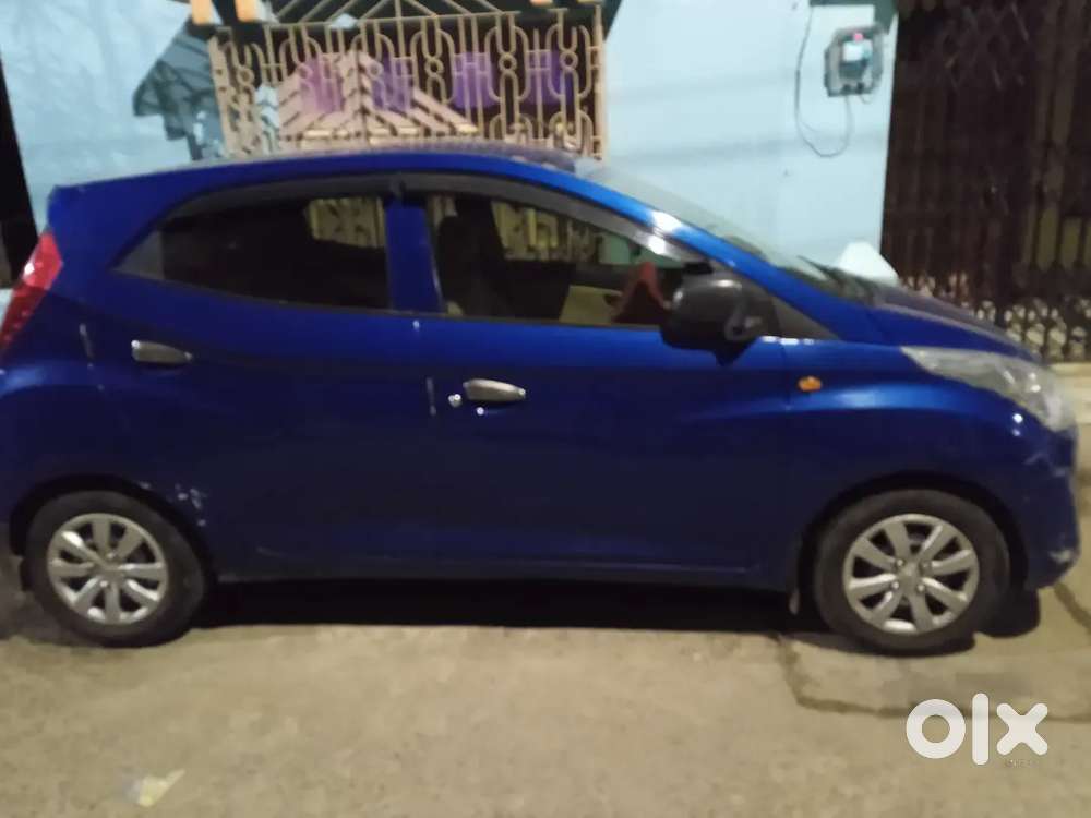 Hyundai Eon 2011 Petrol 32800 Km Running