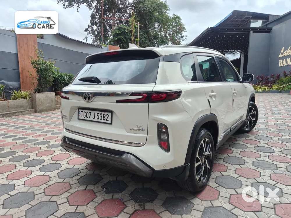 Toyota Urban Cruiser Hyryder 1.5 V Hybrid, 2024, Petrol