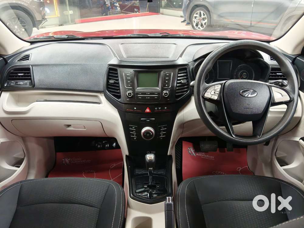 Mahindra Xuv300 1.2 W6 Amt Petrol, 2022, Petrol