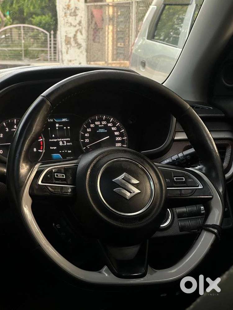 Maruti Suzuki Brezza 1.5 Zxi Smart Hybrid, 2023, Petrol