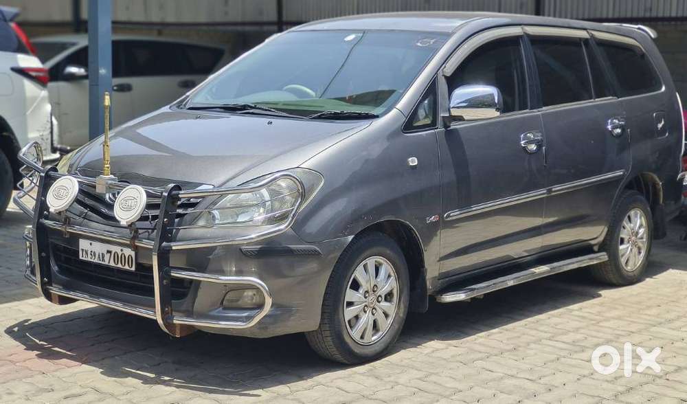 Toyota Innova 2.5 V 7 Str, 2011, Diesel
