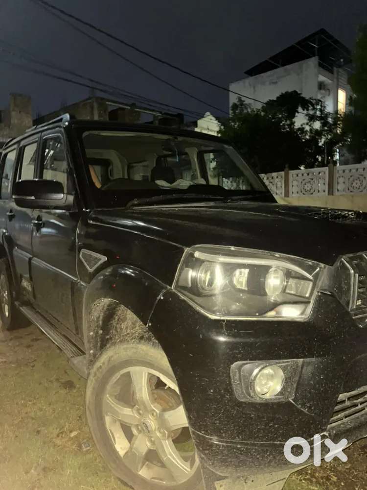 Mahindra Scorpio Classic 2014 Diesel 580000 Km Driven Covetable