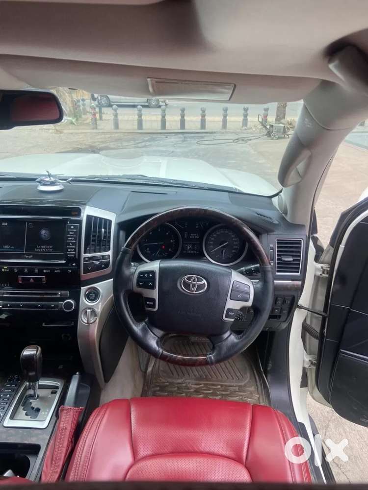 Toyota Land Cruiser [ ] 4.5 Vx Lc 200, 2014, Diesel