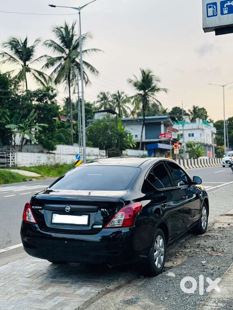 Nissan Sunny Diesel 2014 Car