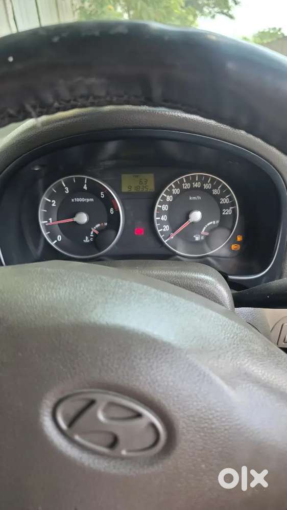 Hyundai Verna Sx Crdi 2009