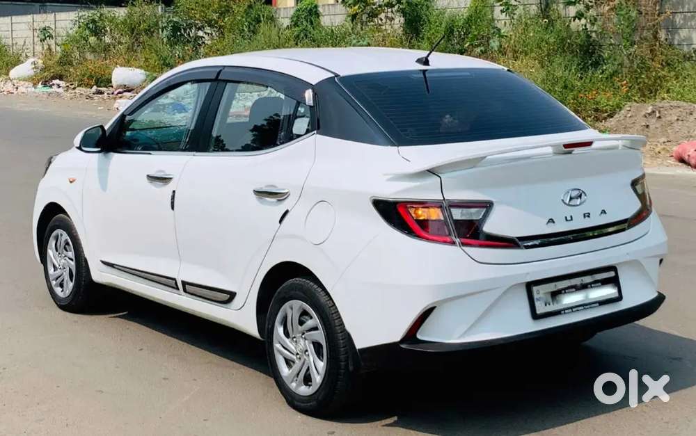 Hyundai Aura 2022 Cng & Hybrids Well Maintained