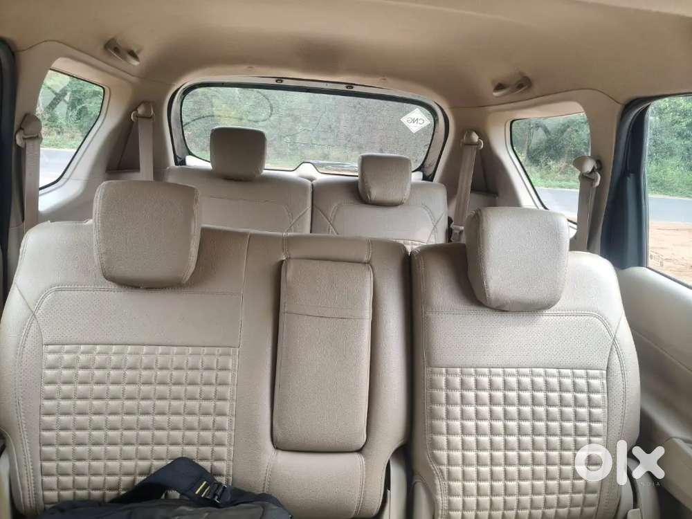 Maruti Suzuki Ertiga Zxi 2025
