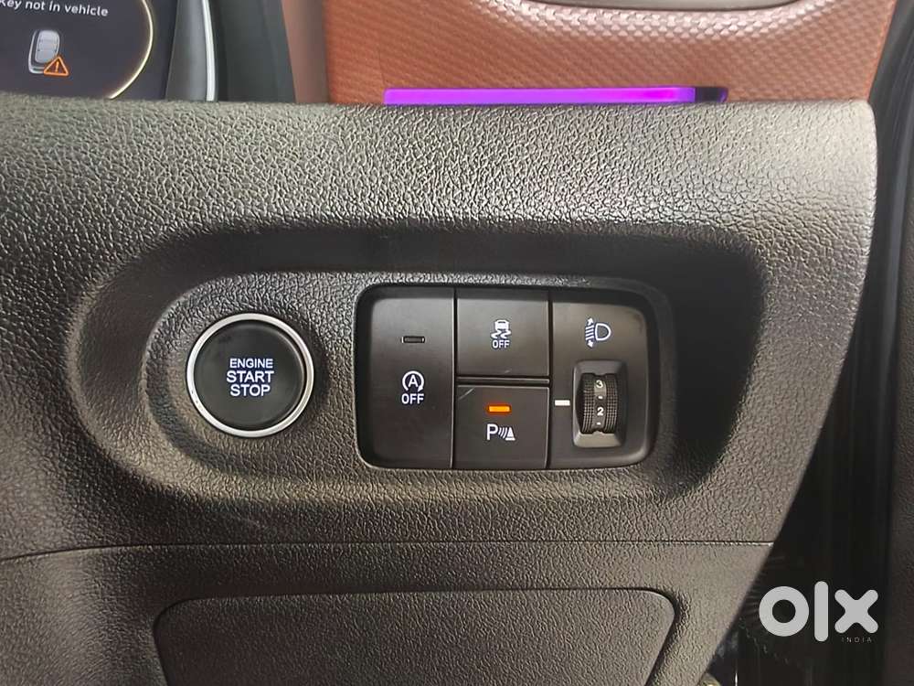 Hyundai Alcazar Signature (o) 6 Str 1.5 Petrol Dct, 2023, Petrol