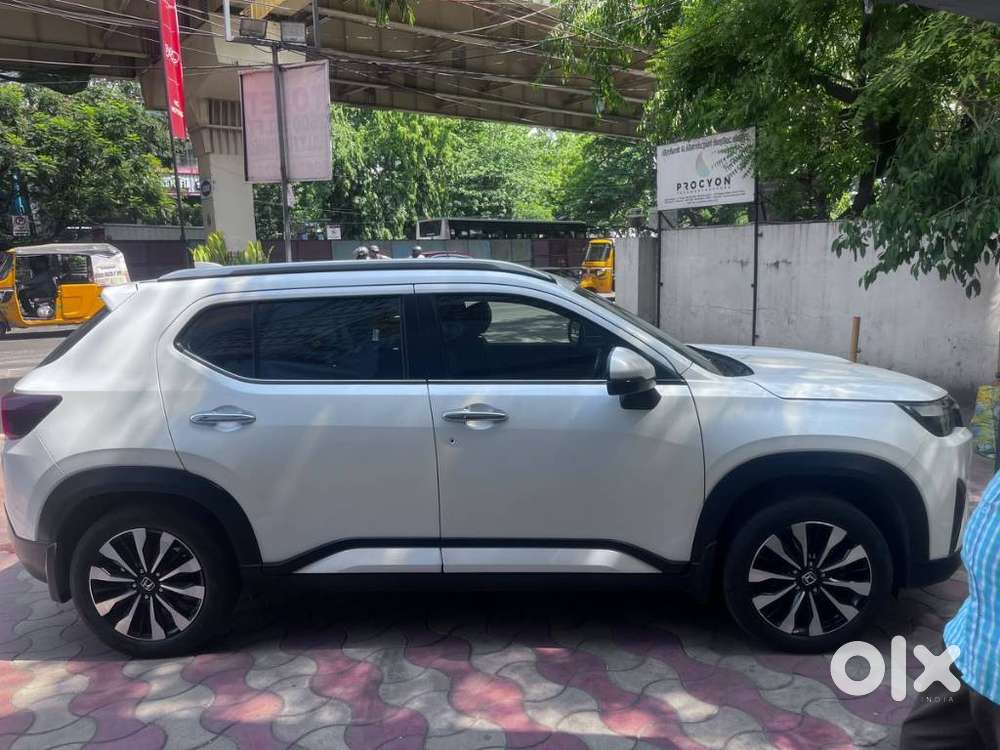 Honda Elevate Zx Cvt, 2023, Petrol