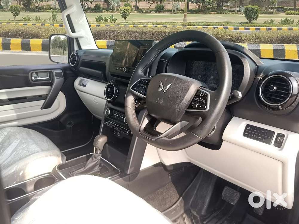 Mahindra Thar Roxx, 2025, Petrol