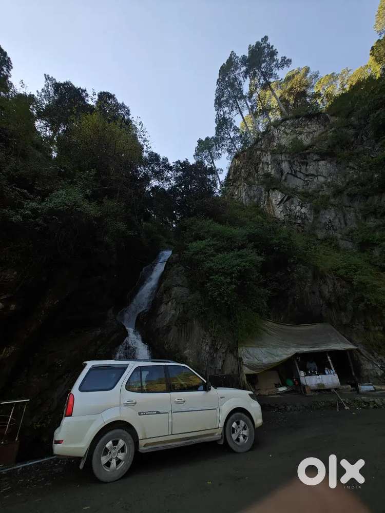 Tata Safari Storme 2016