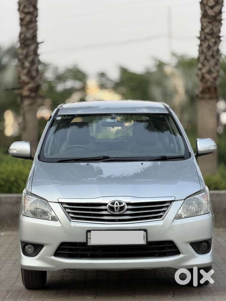 Toyota Innova 2.5 V 7 Str, 2012, Diesel
