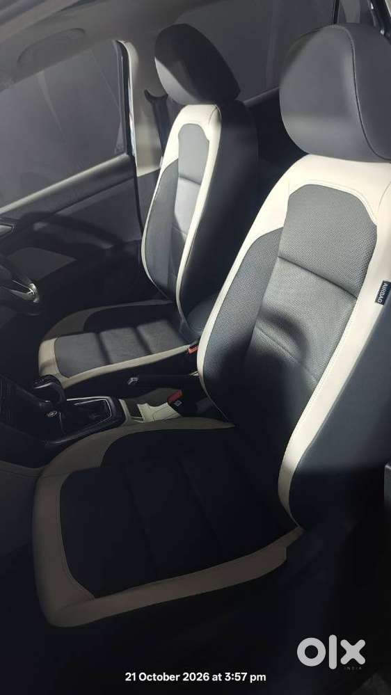 Volkswagen Taigun Topline 1.0 Tsi At (electric Seats), 2024, Petrol