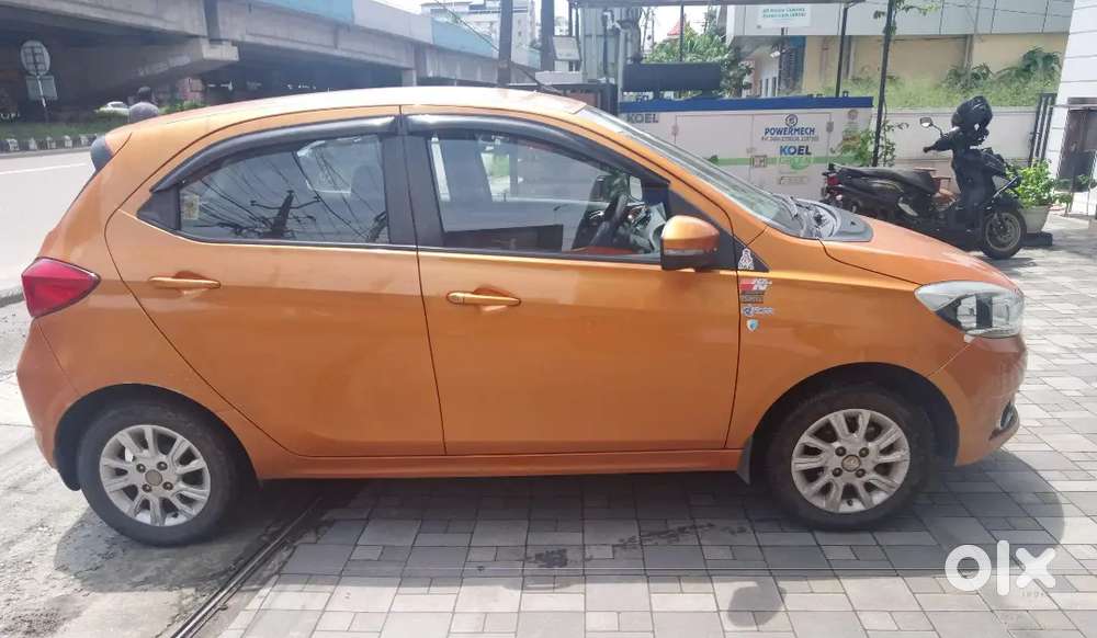 Tata Tiago 2018 Revotron Xz