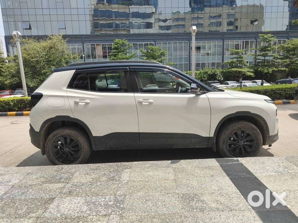 Skoda Kylaq Signature, 2026, Petrol