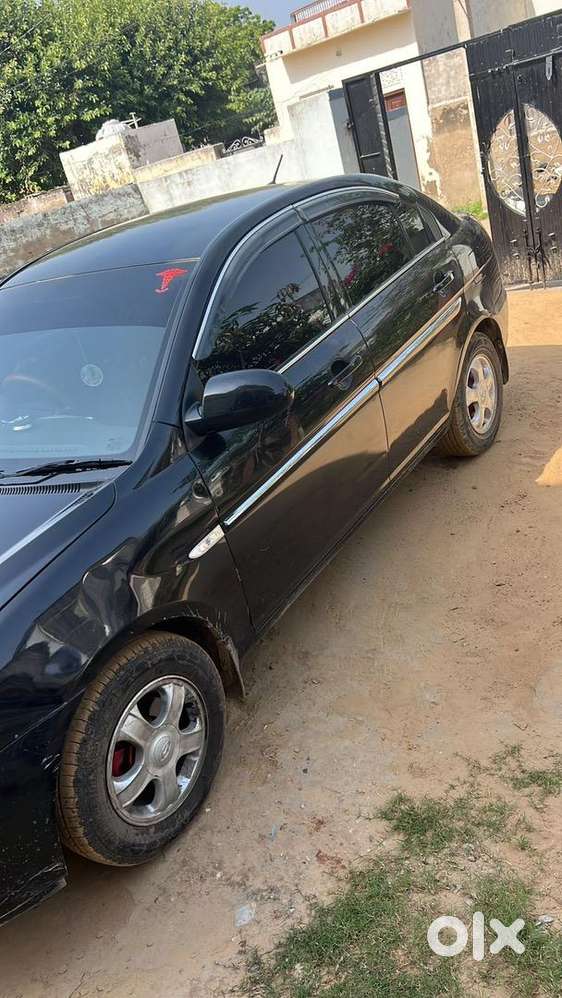 Hyundai Verna 2010 Cng & Hybrids Well Maintained