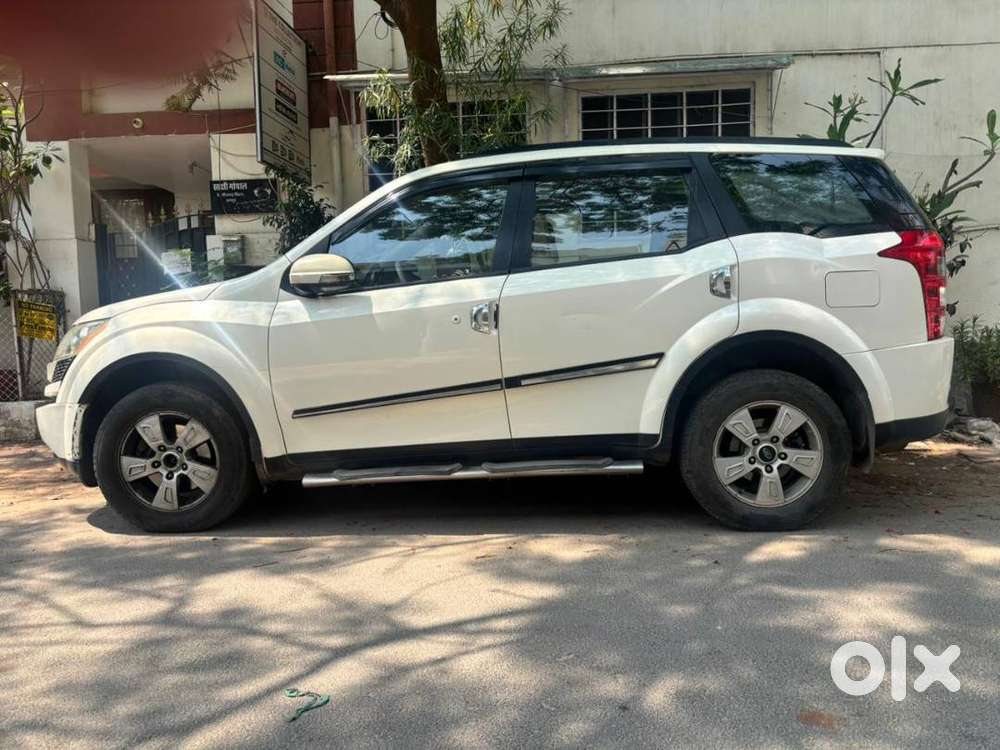 7 Seater Xuv 500 , White , Excellent Condition