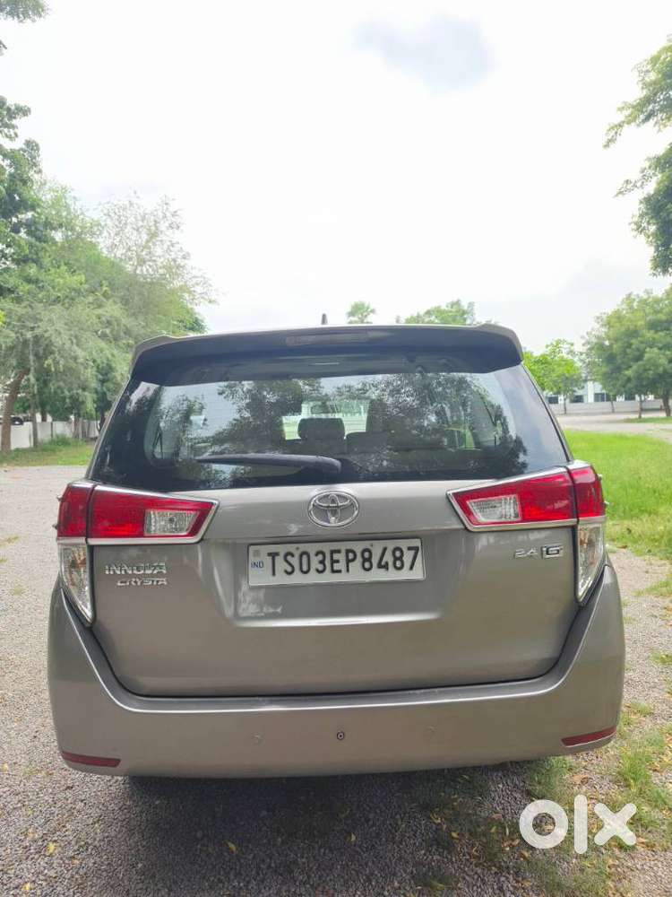 Toyota Innova Crysta 2.4 G Mt 8s, 2017, Diesel