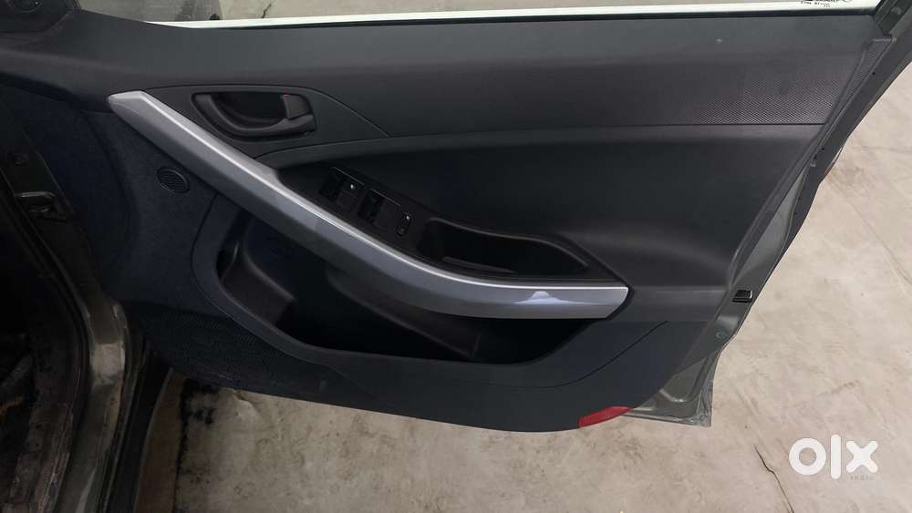 Tata Nexon 1.2 Revotron Xm (s), 2021, Petrol