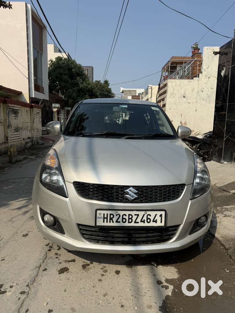 Maruti Suzuki Swift Vxi Optional, 2013, Petrol