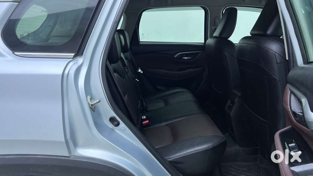 Maruti Suzuki Grand Vitara 1.5 Alpha Smart Hybrid Allgrip, 2022, Pet..