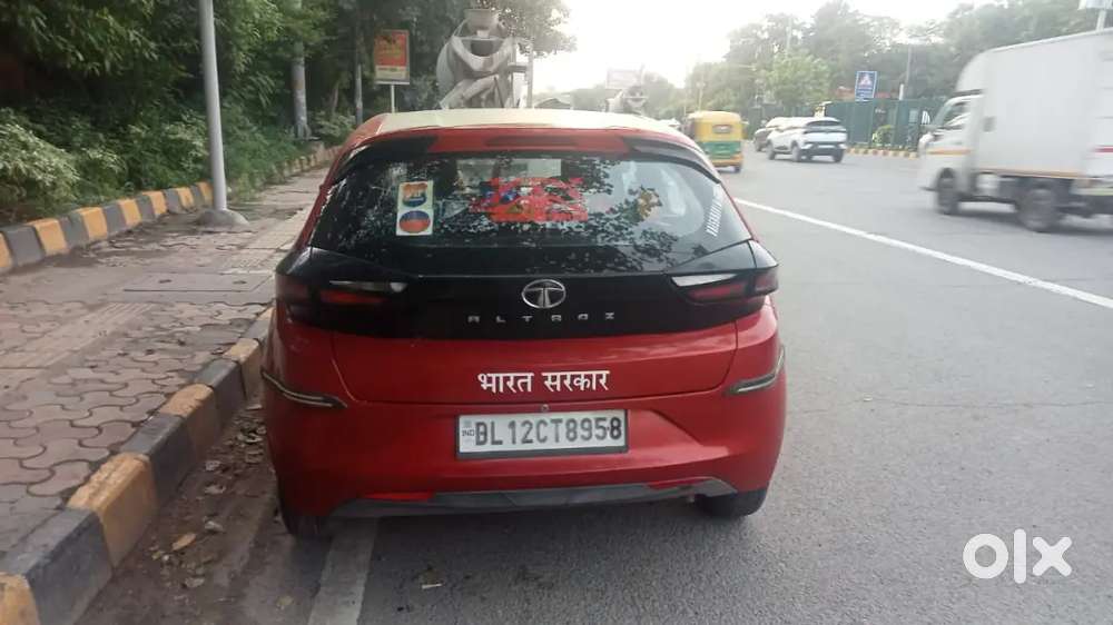 Tata Altroz Xe Petrol 2021