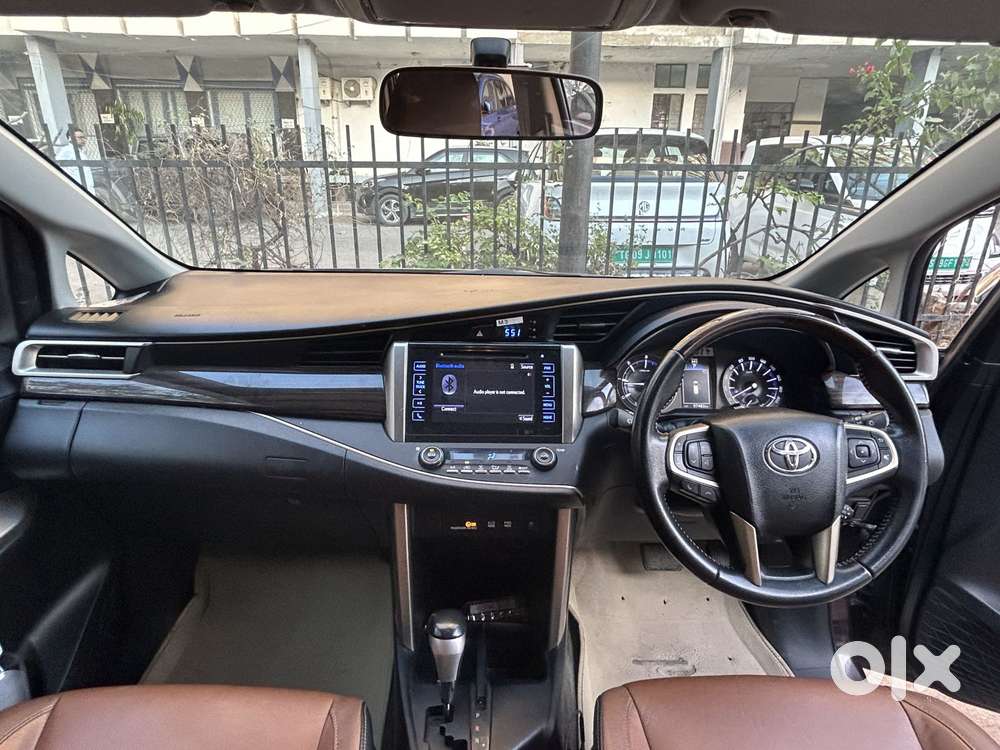 Toyota Innova Crysta 2.8z Automatic, 2018, Diesel