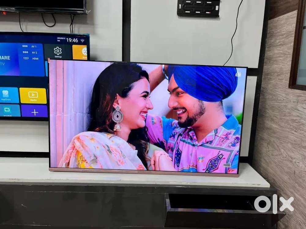 Bada Screen, Chhoti Price!  43 Smart LED  3 Years Warranty On Site