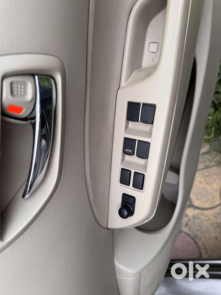 Maruti Suzuki Dzire 1.2 Vxi, 2016, Petrol
