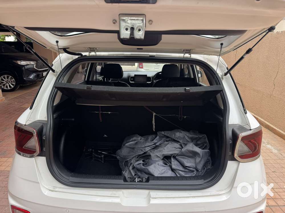 Hyundai Venue 1.0 Sx (o) Turbo Dct, 2019, Petrol