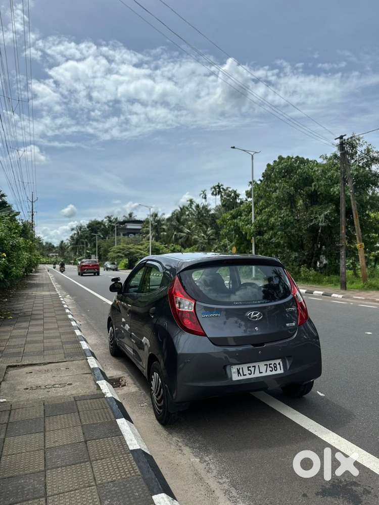 Hyundai Eon 2015 Km Driven 65000