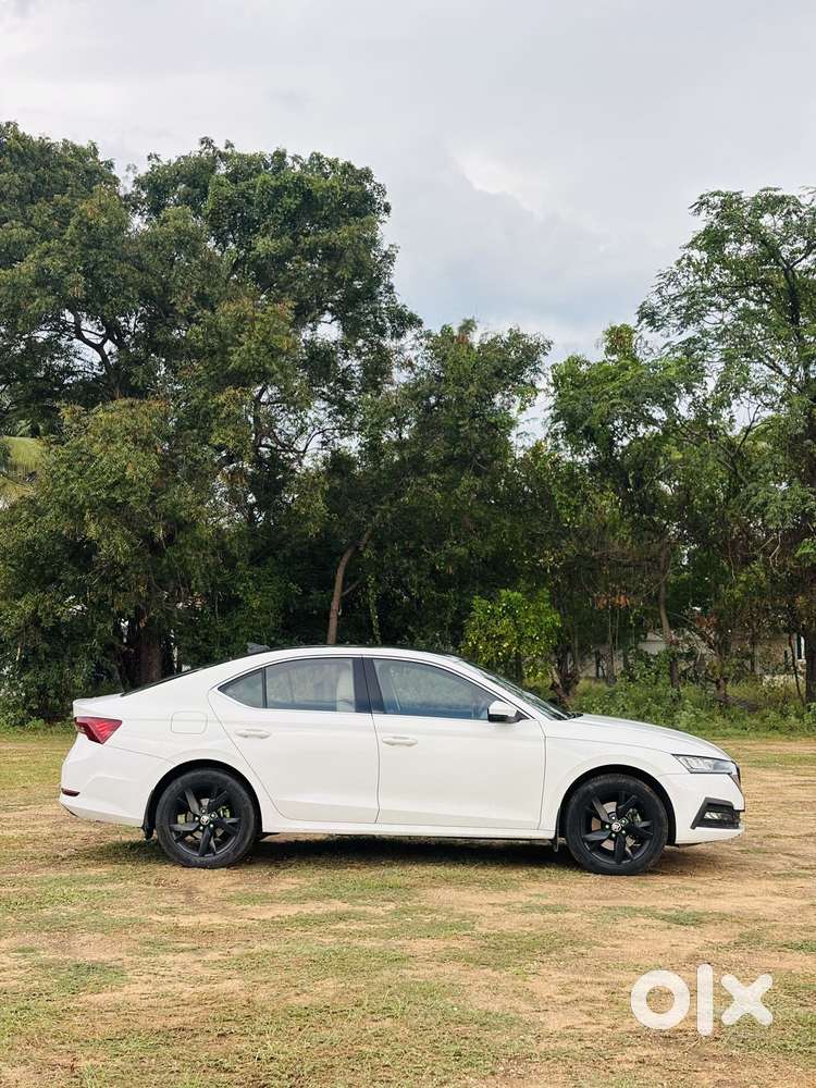 Skoda Octavia 2.0 Style Tsi At, 2021, Petrol