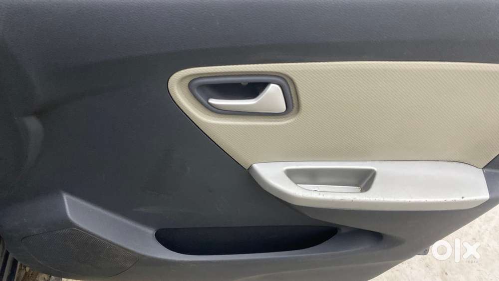 Maruti Suzuki Alto K10 Vxi, 2015, Petrol