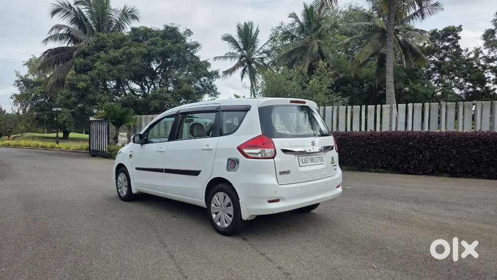 2017 Maruti Suzuki Ertiga Vxi Abs