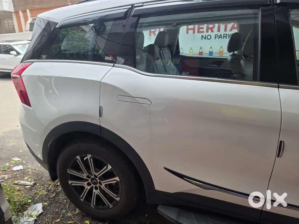 Mahindra Xuv700 Petrol 2025