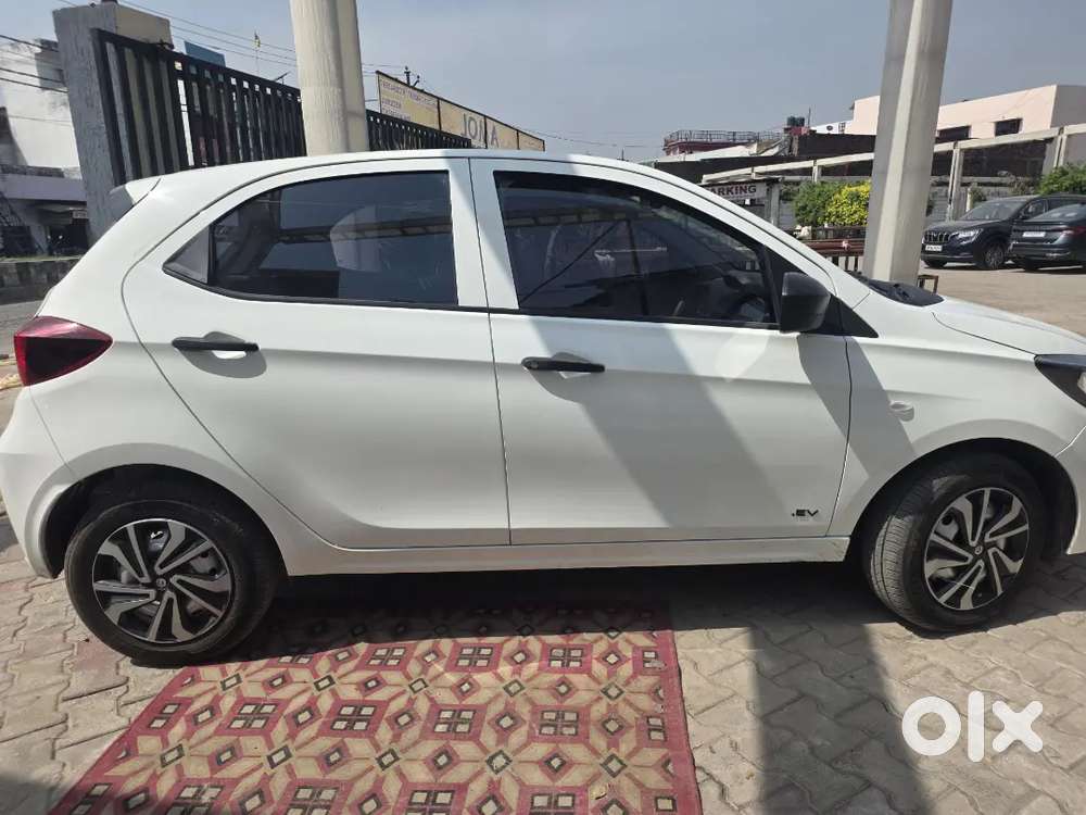 Tata Tigor Ev 2025 Electric 4000 Km Driven