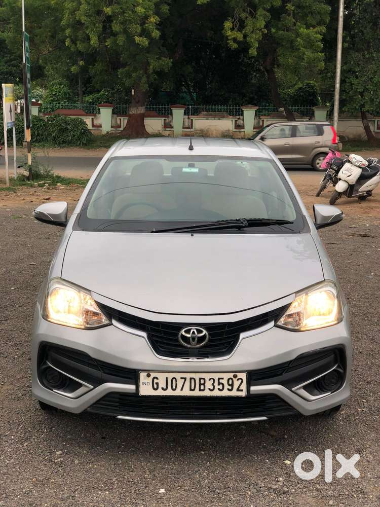 Toyota Etios 1.5 V, 2017, Petrol